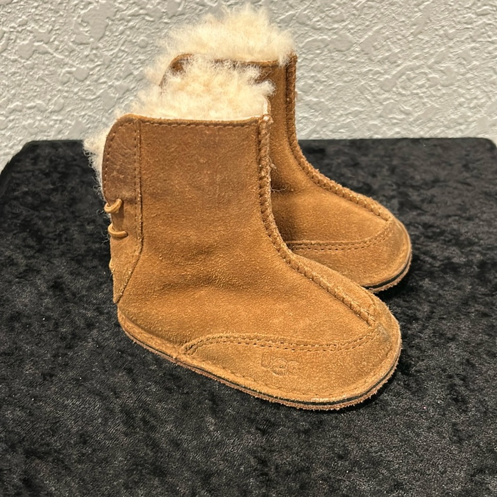 Ugg Classic Infant Boots S